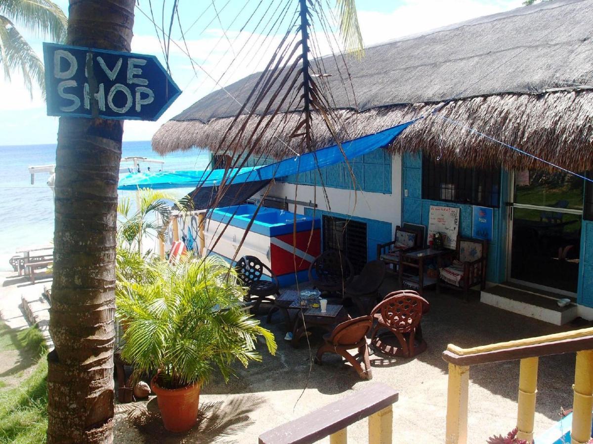 Reddoorz Premium @ Flower Beach Anda Anda  Buitenkant foto