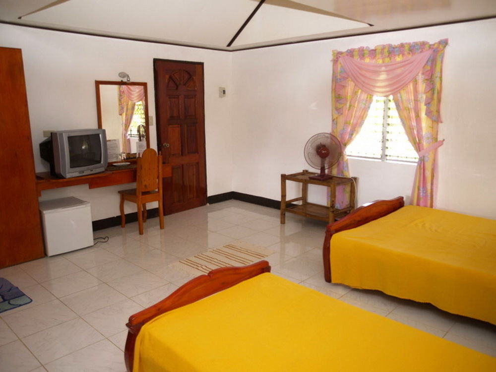 Reddoorz Premium @ Flower Beach Anda Anda  Buitenkant foto