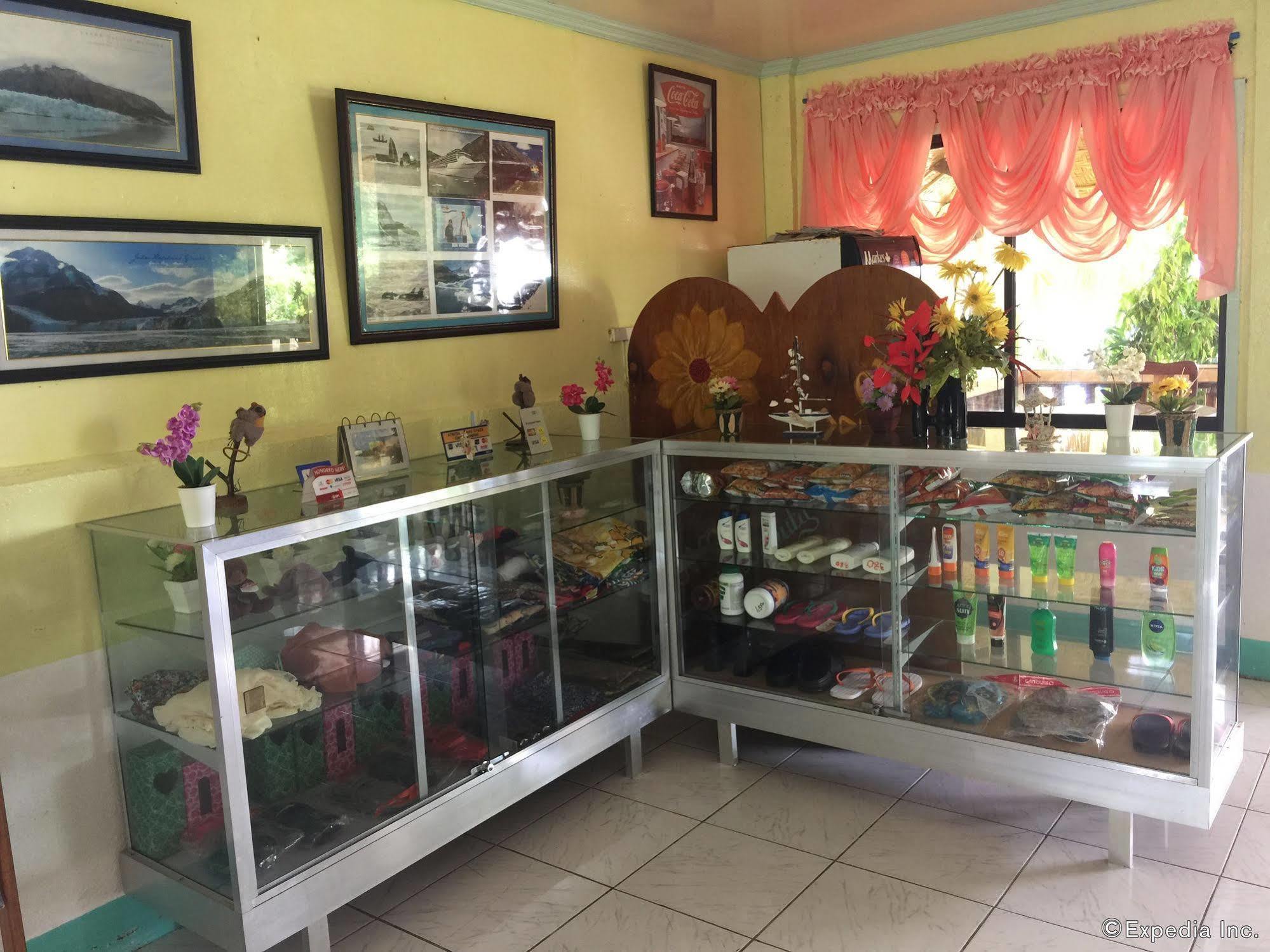 Reddoorz Premium @ Flower Beach Anda Anda  Buitenkant foto