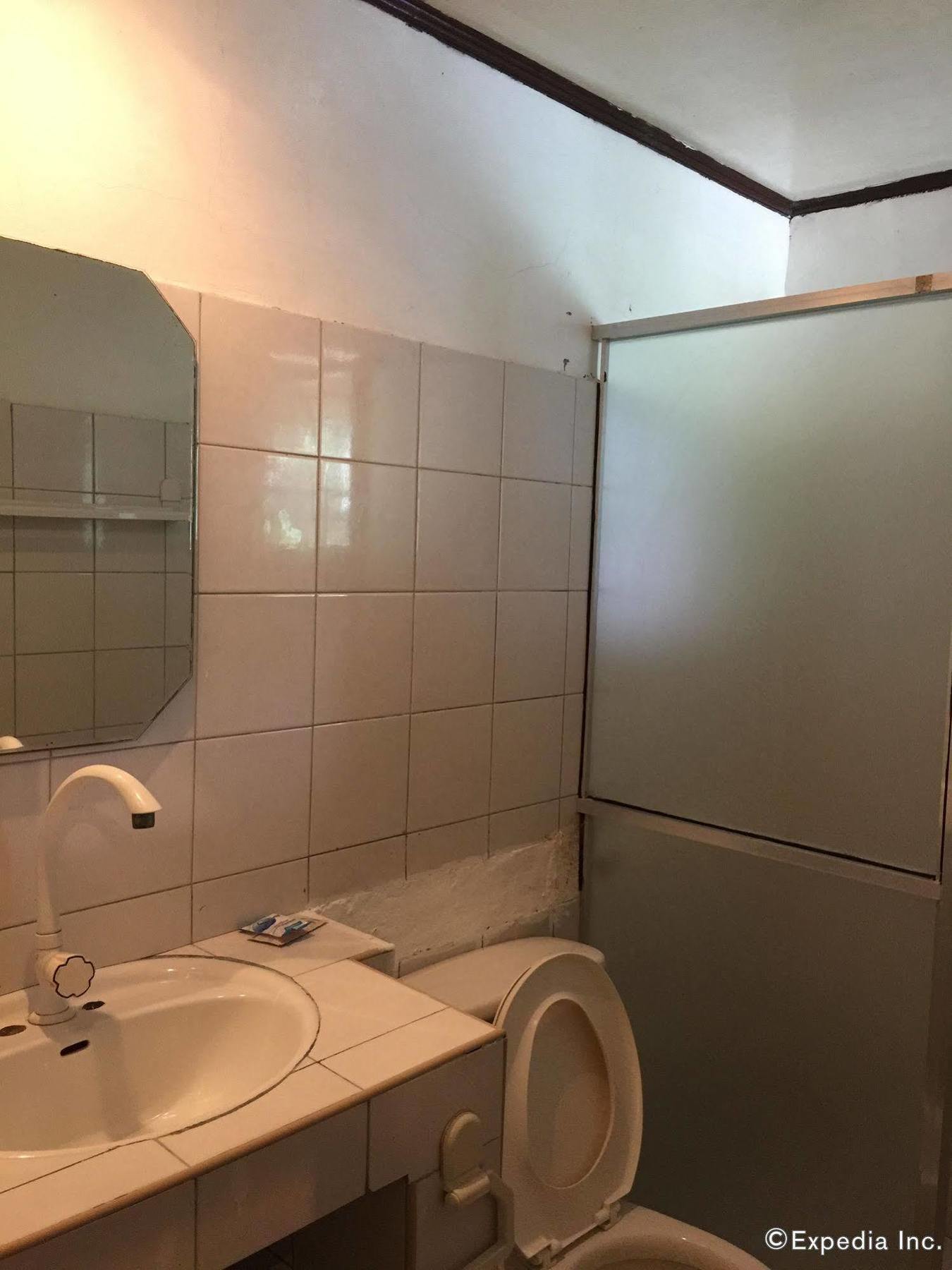 Reddoorz Premium @ Flower Beach Anda Anda  Buitenkant foto