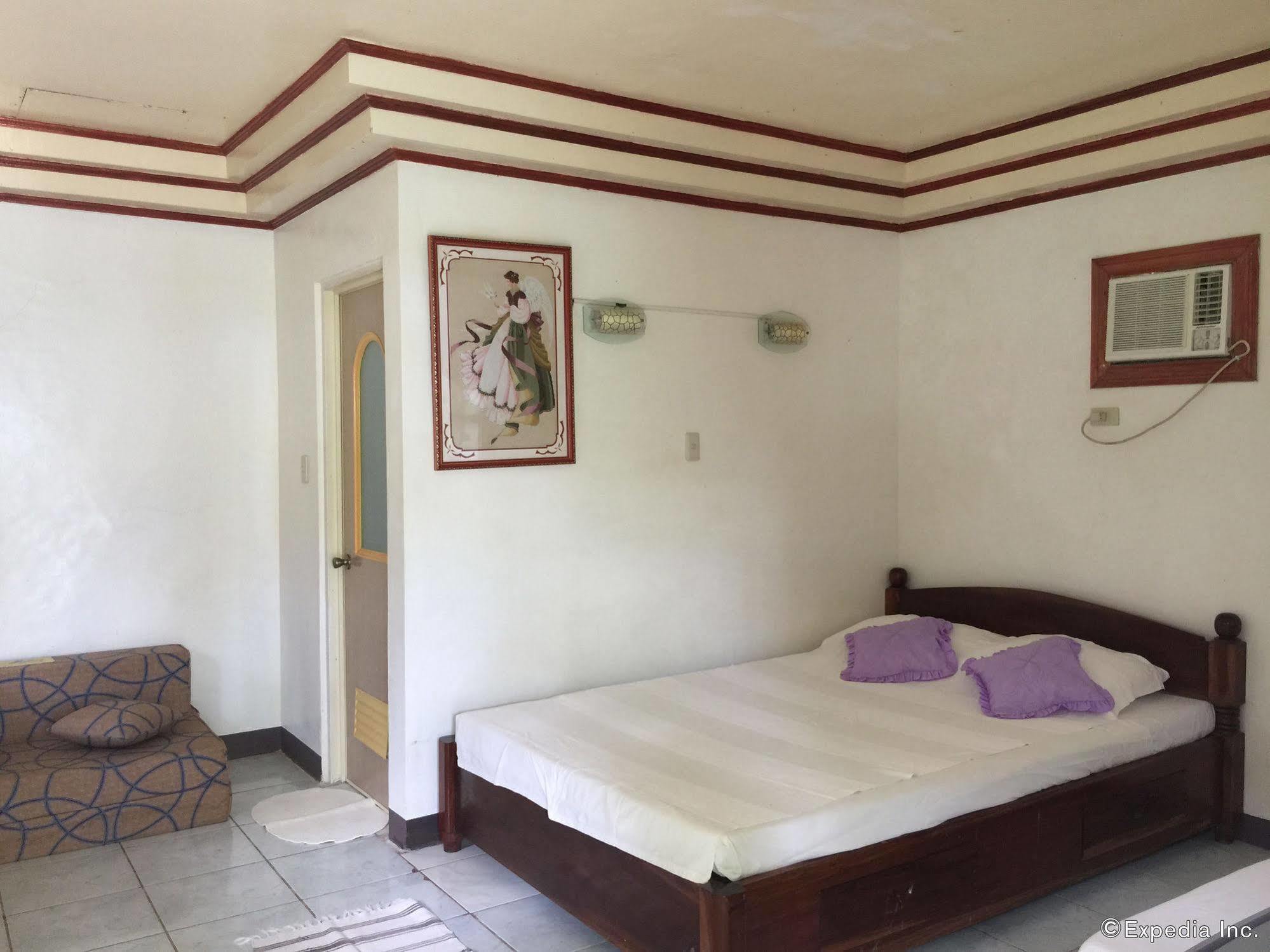 Reddoorz Premium @ Flower Beach Anda Anda  Buitenkant foto